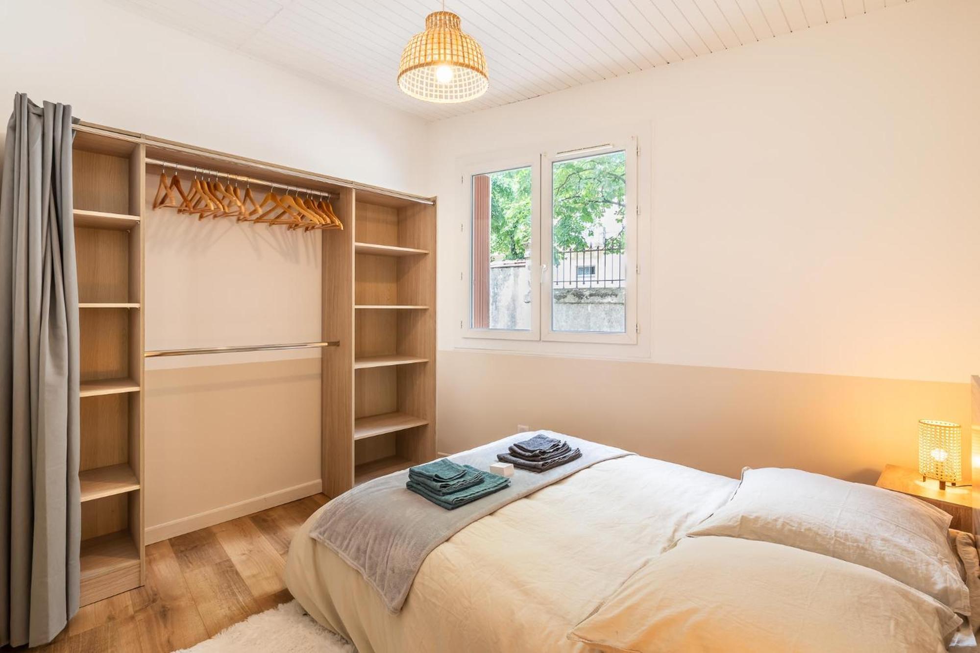 Apartment T2 Climatise Proche De Montpellier Avec Parking Public !